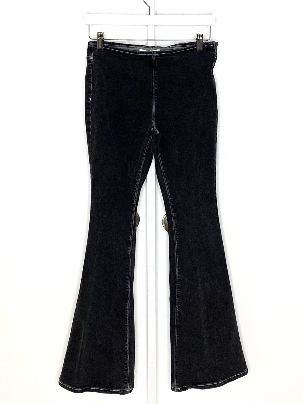 PacSun | Black-Wash Denim Low Rise Flare Side-Zip Boho Festival Jeans Sz 28